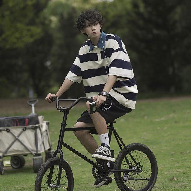 Koszulka polo w amerykańskim stylu retro w paski unisex – letni luźny krój, styl uniwersytecki, krótki rękaw dla modnych par