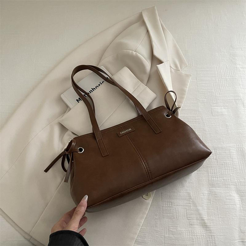 

Autumn and winter handbag women s new fashion women s bag versatile commuter shoulder underarm bag tote bag