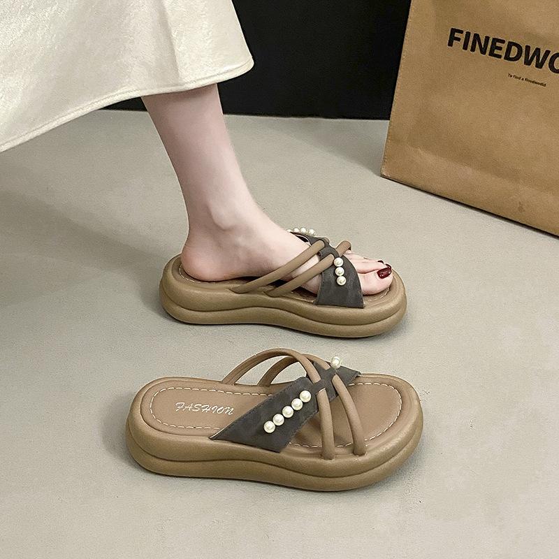 

Thick-soled cross-slippers women s new fashionable and comfortable casual cool slippers women s pearl with skirt sandals 40 серый