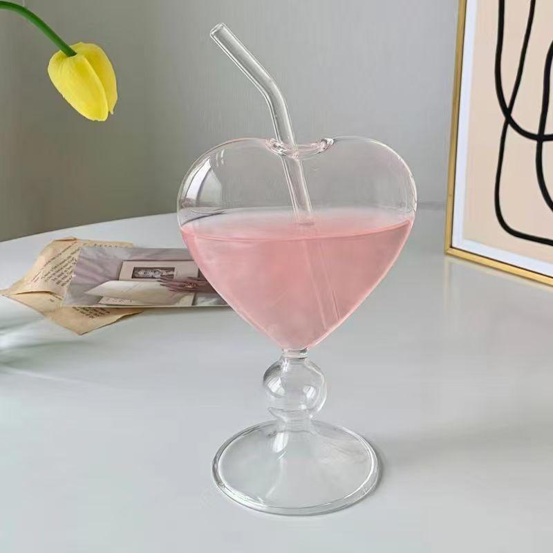 

Heart-shaped Glass Straw Cup,Personalized Bar Cocktail Glass,Good-looking Office Juice Beer Glass Kitchen Accessories Wine Glass