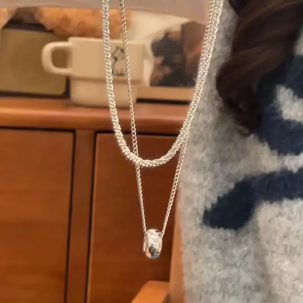 Collier pendentif anneau double couche coréen mode automne et hiver pour femmes chaîne pull simple de niche de luxe léger chaîne de cou avec accessoires