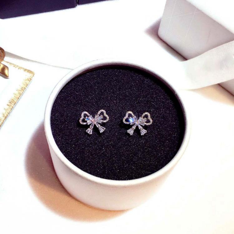 The Super Fairy Bowknot Temperament Earring Female Simple Full Drill Cool Air Network Red Small Earrings