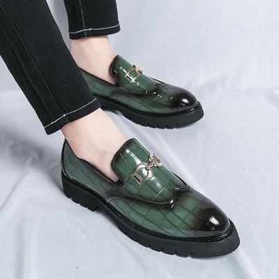 Moda Wiosna Nowe Męskie Buty Casualowe Skóra Wytłaczana Męska Moda Biznes Zielone Mokasyny Męskie Wsuwane Gruba Podeszwa Ręcznie Robione Buty Ślubne