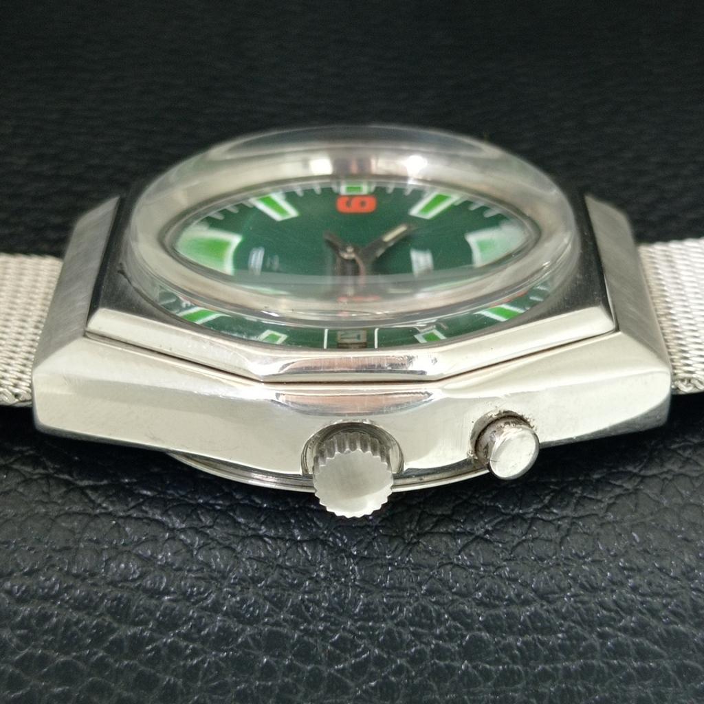VINTAGE RICOH R31 AUTOMATIC JAPAN MENS GREEN COLOR DIAL WATCH A707951-1