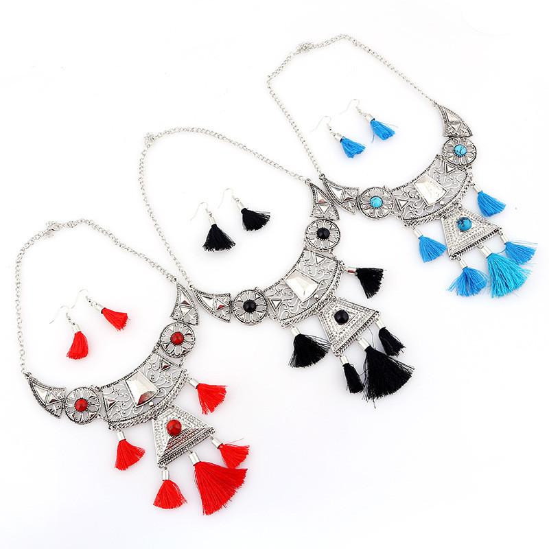 Ethnic Style Simulation Gemstone Decoration Women Necklace With Tassel Design For Casual Wear