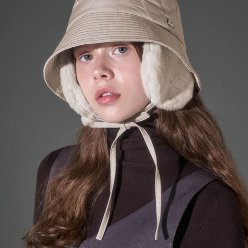 

WHITE SANDS High-density quilted padding earflap bucket hat Rovani (3 colors) Black_Free