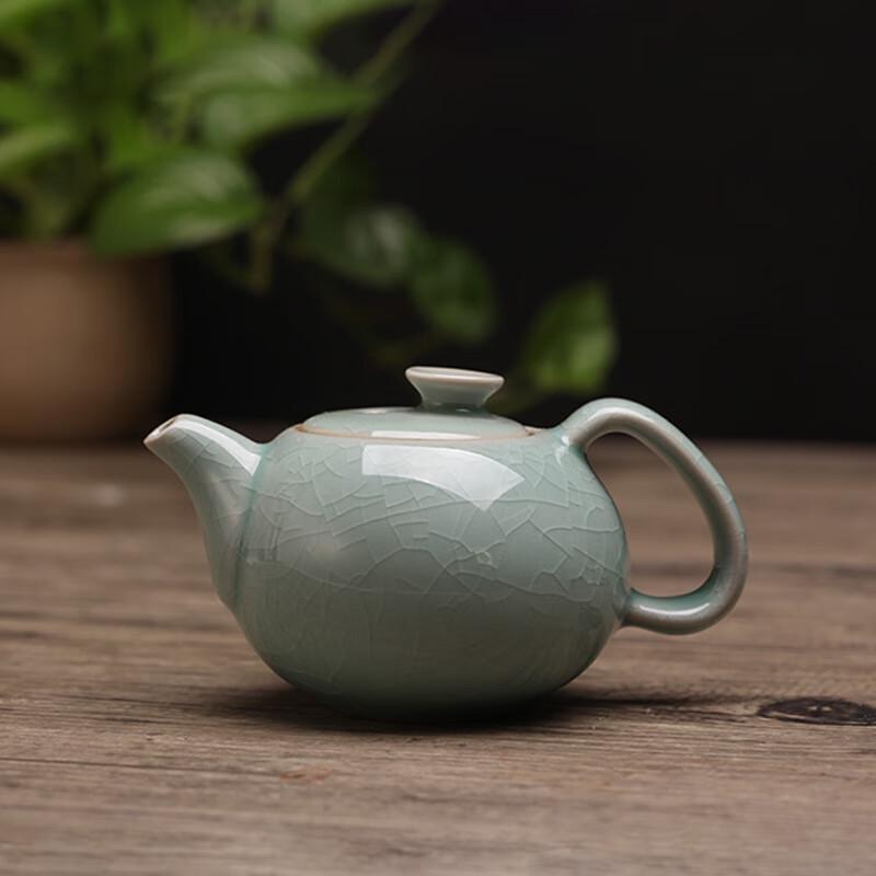 Wanchunhe Ge Kiln Style Six-Cup Tea Set