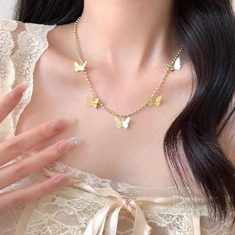 Lucky Butterfly Necklace: Elegant & Trendy 2025 Women's Clavicle Chain in Light Luxury Style