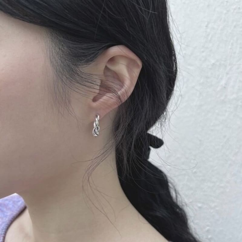 LAPEEZ Braided Earring