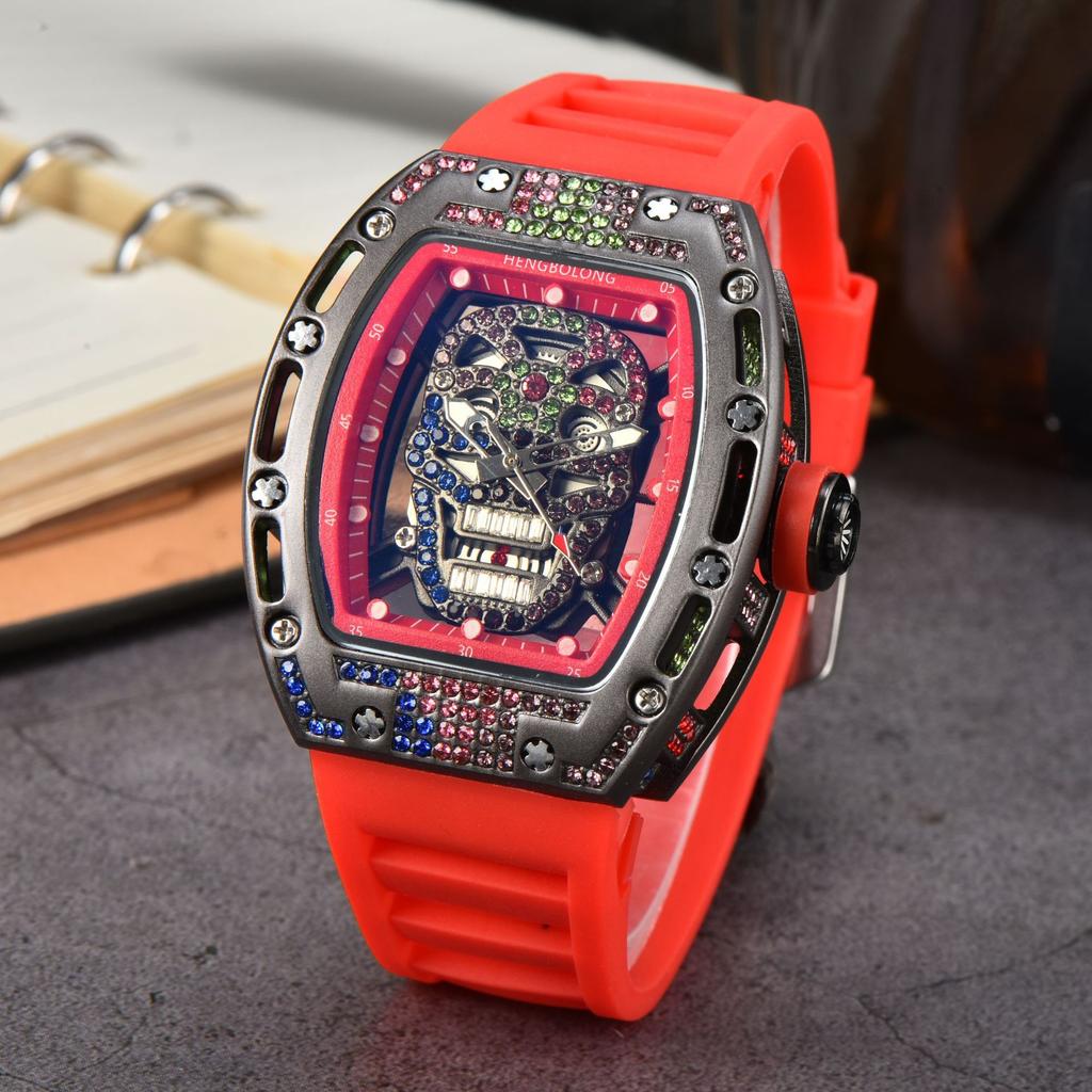 New Colored Diamond Skull Quartz Watch Spot Wholesale Fashion Business Diamond-encrusted Silicone Watch Men