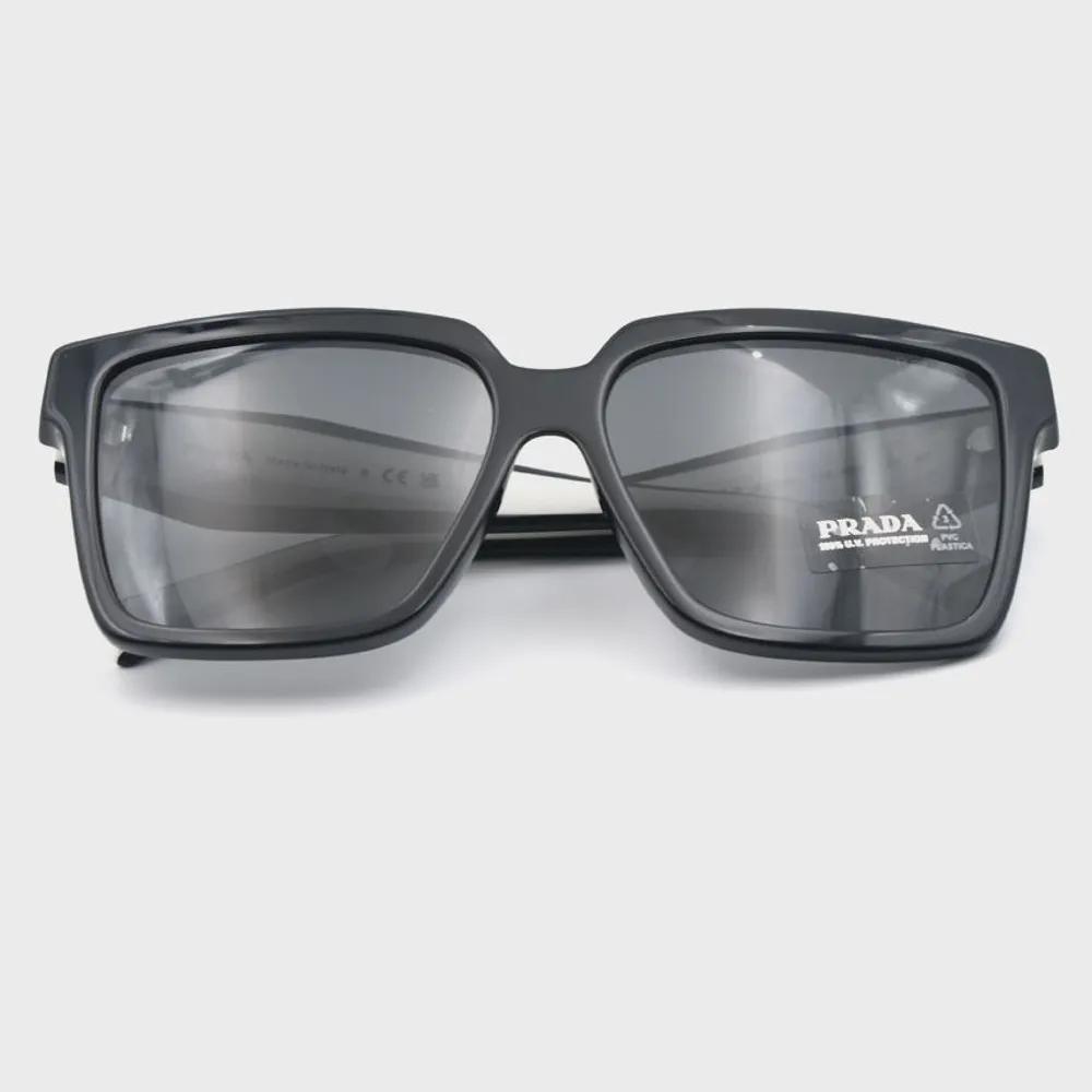 Prada Sunglasses SPR24Z-F