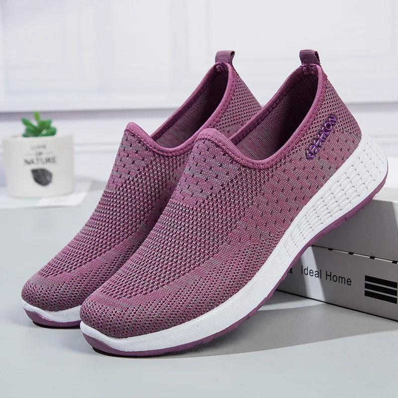 Mode Printemps et Automne Loisirs Respirant Chaussures pour Femmes 2024 Nouveaux Mocassins en Maille Vieillez Pékin Décolleté Chaussures en Tissu