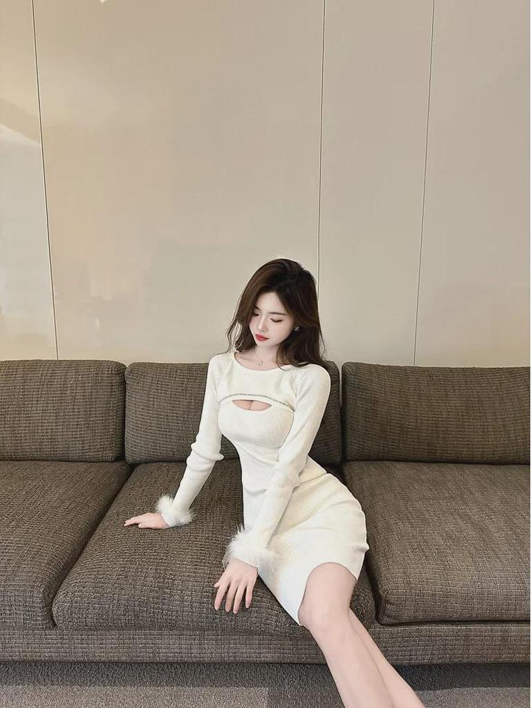 2024 Sexy Red Hollow-Knit Slim Fit Dress for Women - Autumn/Winter