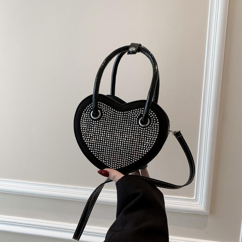 

Модная сумка-сердце для интернет-знаменитостей, новая весна 2025 года, универсальная сумка через плечо в стиле ins, сумка-мессенджер в иностранном стиле, женская сумка, корейская версия серебряный