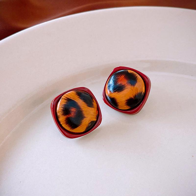 Retro Hong Kong Style Silver Needle Leopard Print Circle Earrings Light Luxury High-end Temperament Earrings Niche Earrings Women