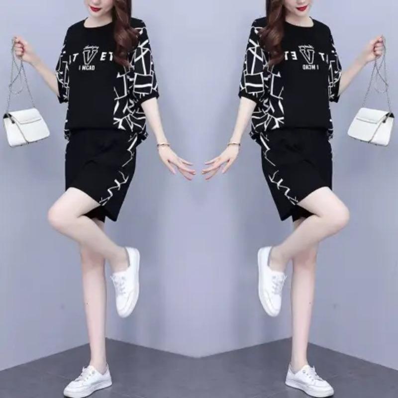 Complete Set of Loose and Casual Summer Short-sleeved and Short-shorts with A Stylish Tummy Cover