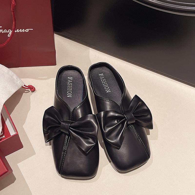 Shallow Flat-bottomed Slippers Women's Spring 2025 New French Evening Wind Fashion Versatile Flower Square Beanie Shoes