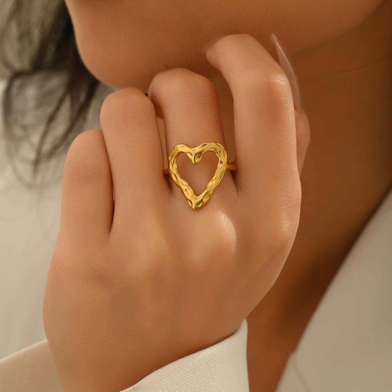 

Fashionable, Unique, Understated Luxury, , And High-end Jewelry; A Perfect Gift For A Friend. One Size