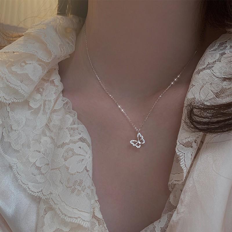 Tide Thin Chain Pendant, High-End Sense Collarbone Chain, Femininity, Versatile Fashion, Niche Design Necklace