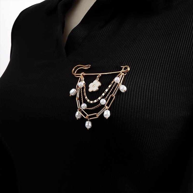 Elegant Pearl Chain Tassel Brooch Fashion Women Clothing Decor Accessories Jewelry Pin Pants Waist Adjust Pins Bag Pendant Gifts