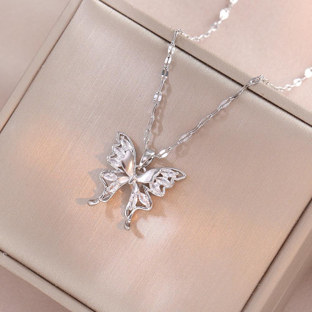 Butterfly Necklace with Color-Retaining Zircon - Fashionable, Versatile Women's Jewelry Accessory.
