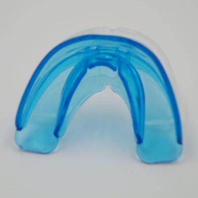 Kieferorthopädischer Mundschutz zur Zahnbegradigung und für das Boxen
