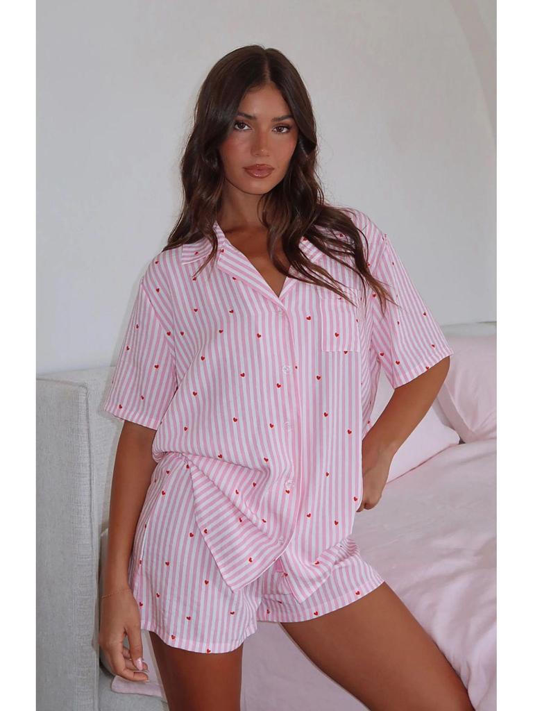 2026 Trendy Women's Personalized Print Casual Loose Shirt & Shorts Set