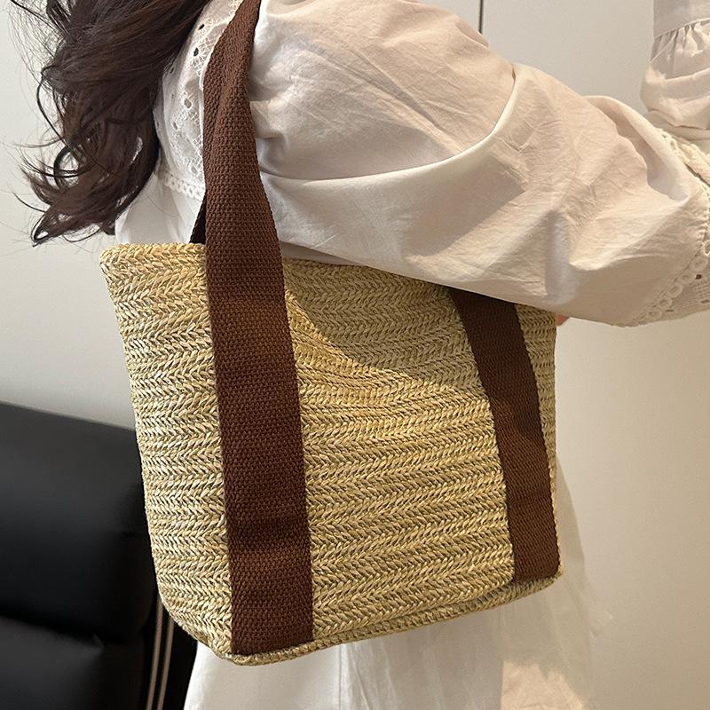 Fashion Trendy Casual Simple Summer New Woven Bag for Women Niche Large Capacity Retro Casual Shoulder Bag