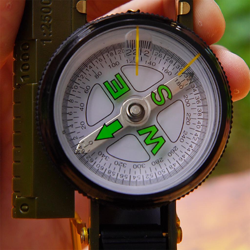 Professional Compasses Orienteering Compasses Luminescent Wild Exploration Compasses for Outdoor Camping Hiking
