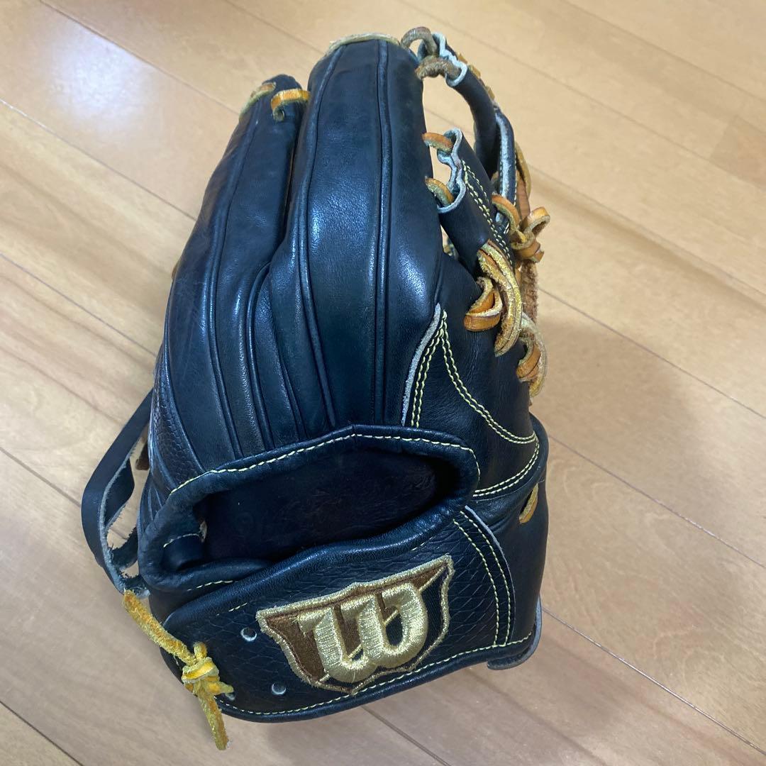 Used Wilson infield glove