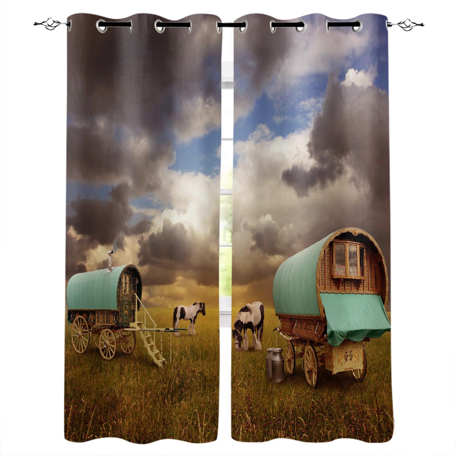 Шторы на окно с изображением лошади — фото 19