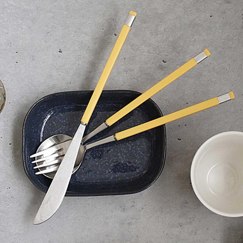 

Modern Silver VIVID Dinner Spoon, Fork, and Knife Set (7 Colors) black