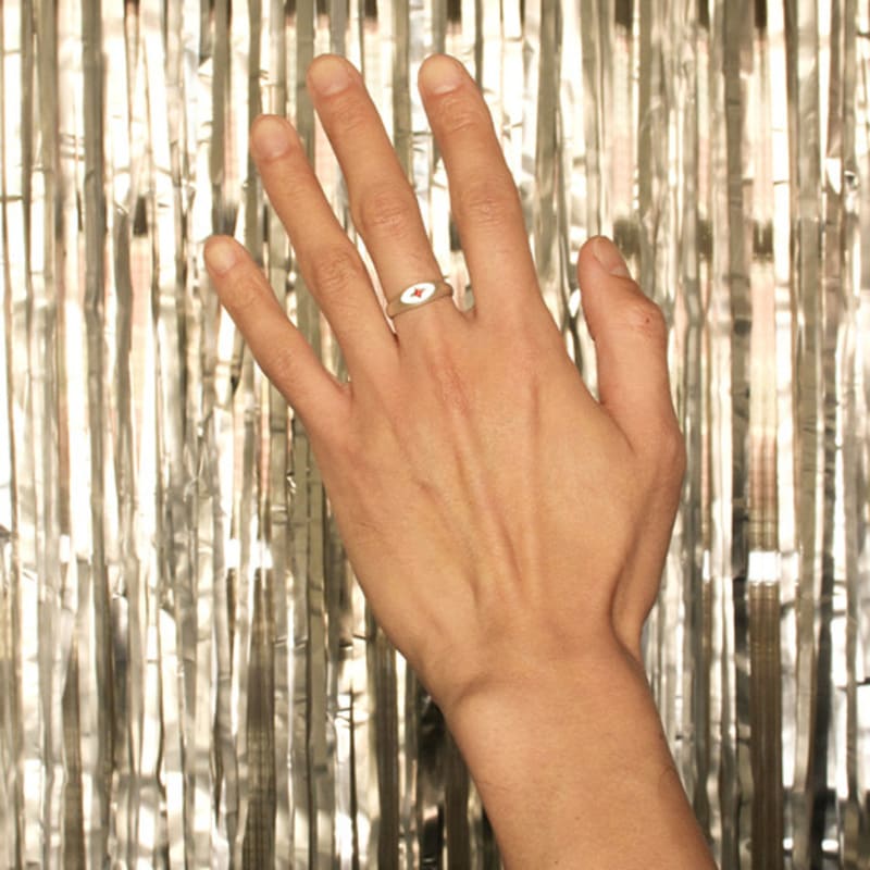 Love of the Bush SIGNATURE STAR CARVED (garnet Stone)