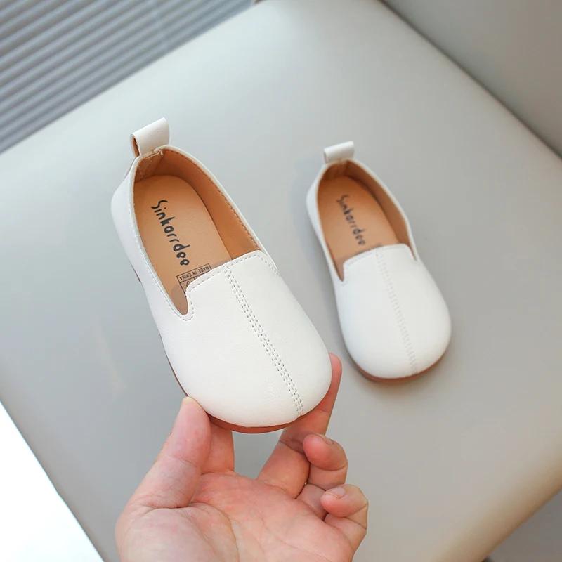 Kids Casual Shoes for Girls Slip-on Leather Flats Moccasins Children Loafers Toddlers Boys Flats for Wedding Party Soft Classic