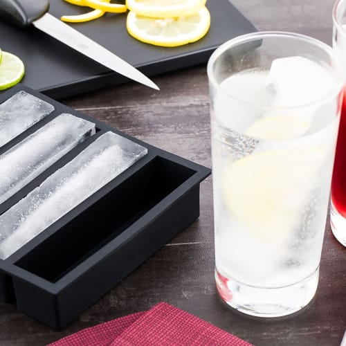 Caoren Silicone Ice Cube Tray, Square Ice Cubes, Large Ice, 13*3.6cm, Rock Ice, Melt-Resistant, with Lid, Easy to Remove (4-Rectangular)