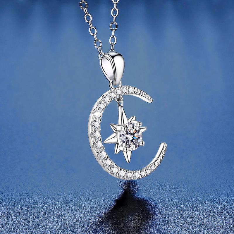 Star and Moon Pendant Clavicle Necklace for Women - Fashionable, Simple, Versatile Design