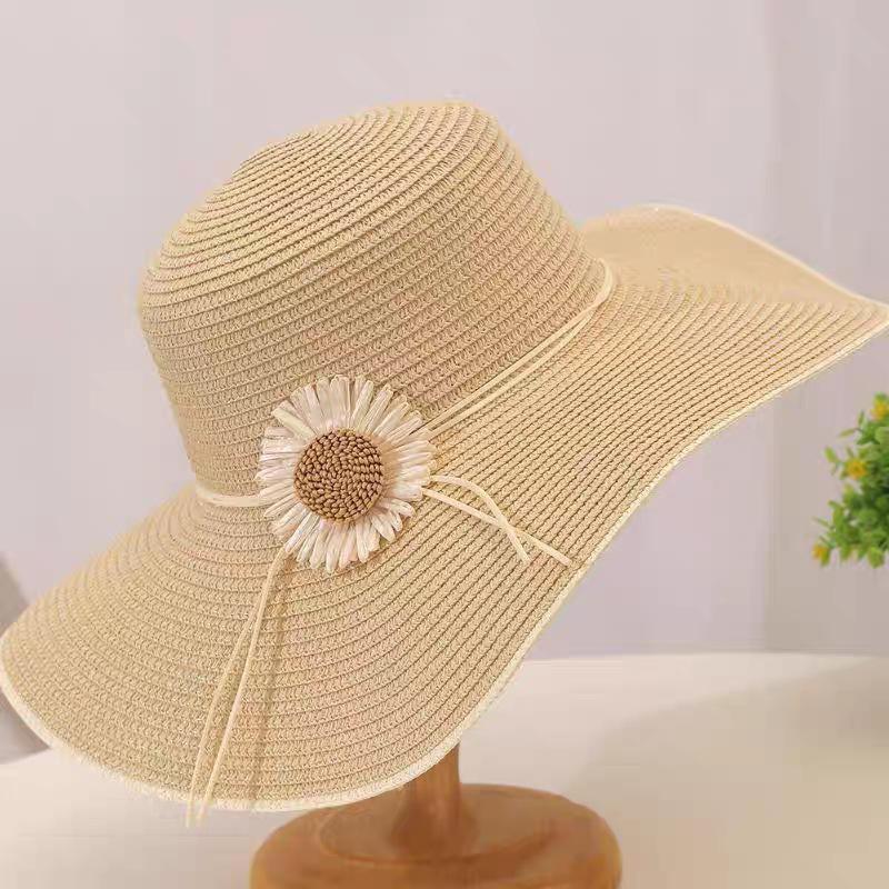 Women's Fashionable Summer Large Brim Straw Hat for Sun Protection and UV Resistance, Beach and Seaside Sunshade, Foldable Sun Hat