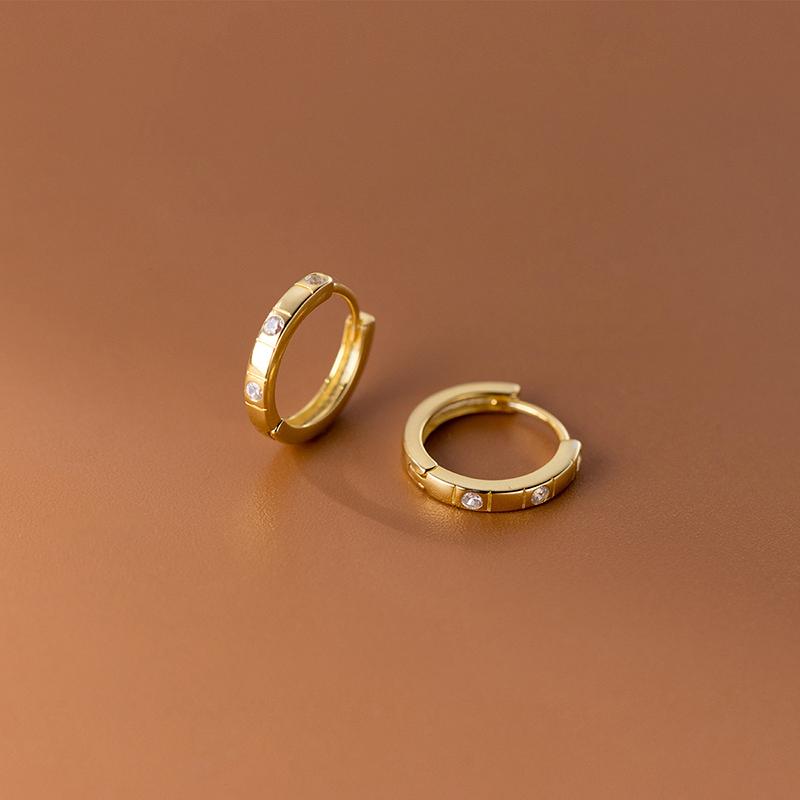 

WANTME 925 Silver Statemnet Gold Plaid Simple Huggies Ear Buckles Elegant French Piercing Hoop Earring for Women Jewelr золотой