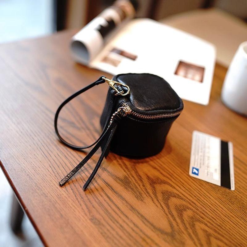 

Кожаная квадратная сумка для хранения, портативная подвесная, кошелек-ноль, мини-косметичка, держатель для монет, органайзер для наушников, незаменимый в путешествии чёрный