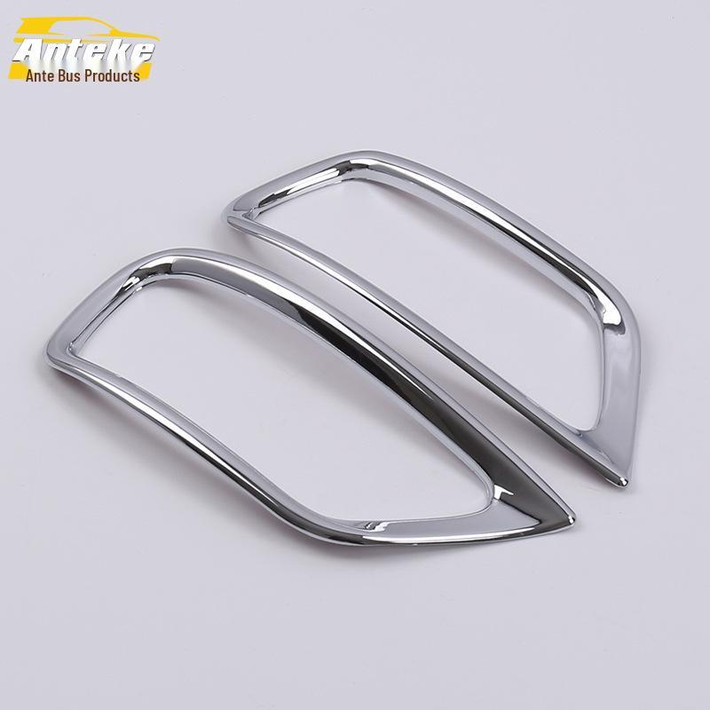 Rear Fog Light Decorative Trim for 17 Models of Grand Cherokee
