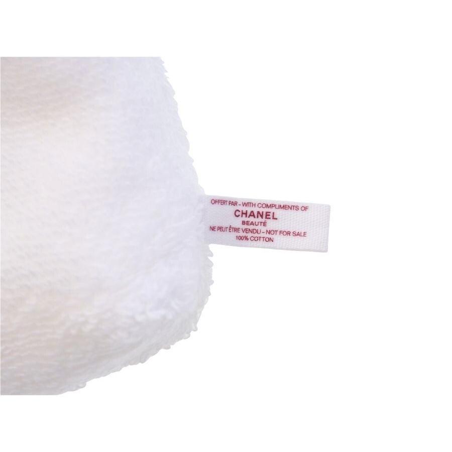 Used Numro En De CHANEL Novelty Drawstring Pouch Red Camellia N1 DE CHANEL BEAUTE [New]