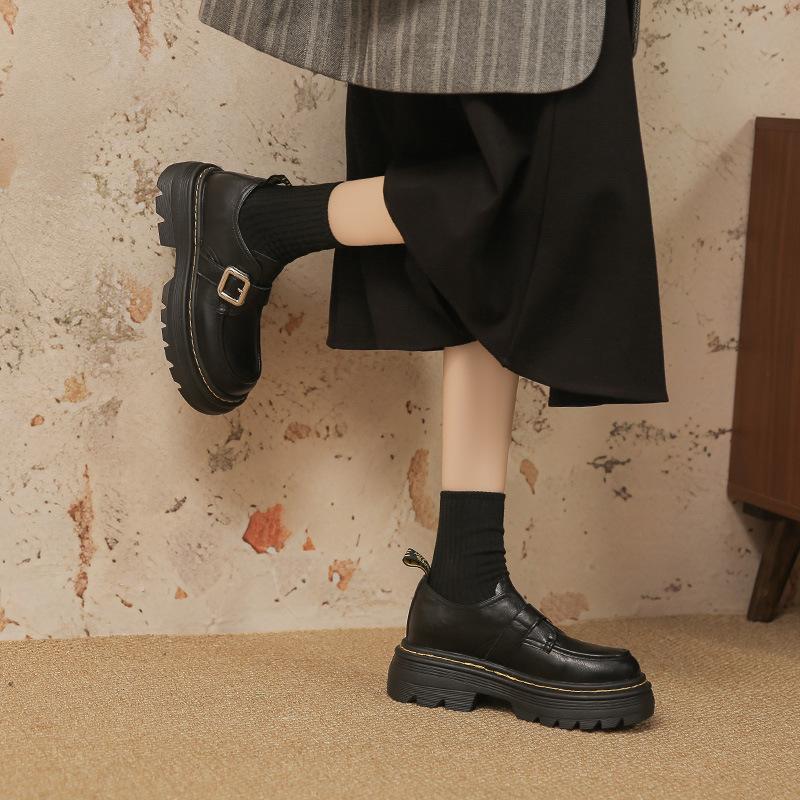 

Кожаные туфли на плоской подошве Yuexinwang для женской обуви Huizhou Su Yinyin, такие же маленькие кожаные туфли женские, черные, осенне-зимние, новые женские мокасины 34 чёрный