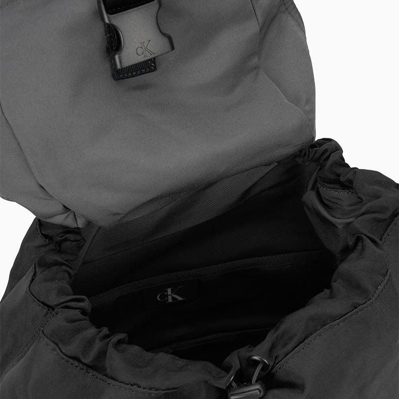 Calvin Klein Casual Travel Large Capacity Embroidered Fabric Backpack Men backpack Space-Black 4D3270G-UB1