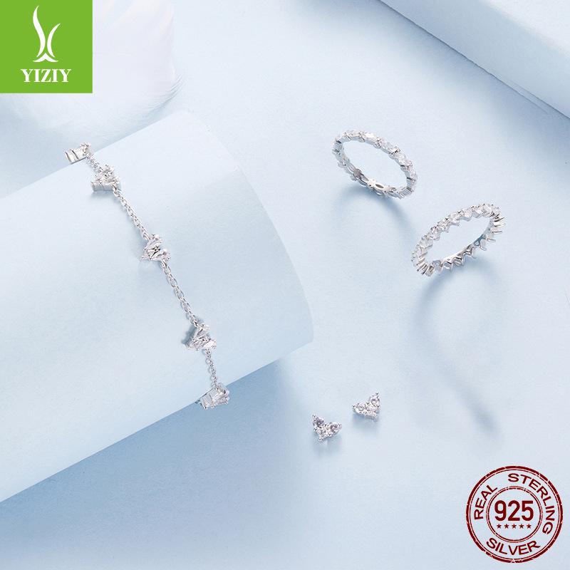 Shining Love Zircon Stud Earrings, Jewelry Set, Exquisite And High-End S925 Sterling Silver Bracelet.