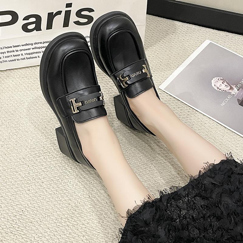 JK small leather shoes women's college style thick heel leather surface metal buckle women's new autumn black single shoes
