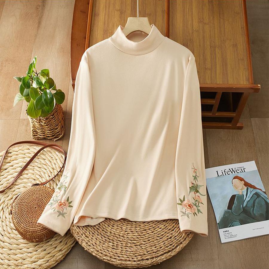 Autumn Winter Retro Velvet Bohemian Embroidery Base Layer Long Sleeve Top for Women