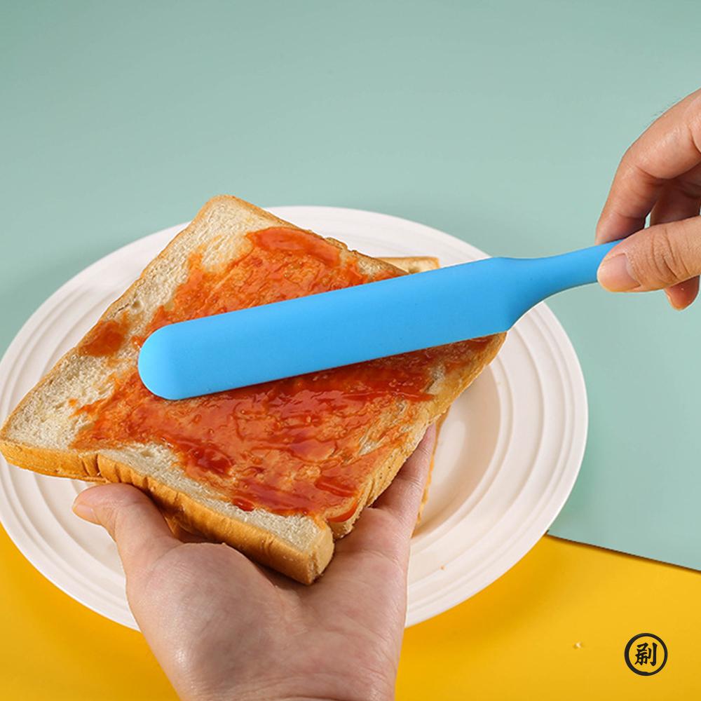 Cremeschaber aus Silikon in Lebensmittelqualität, für den Haushalt, All-in-One-Spatel für lange Kuchen, hitzebeständiges Küchen-Backwerkzeug