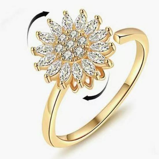 

Rotatable Sunflower Diamond Bracelet - Women s Japanese & Korean Clavicle Chain Jewelry Gold