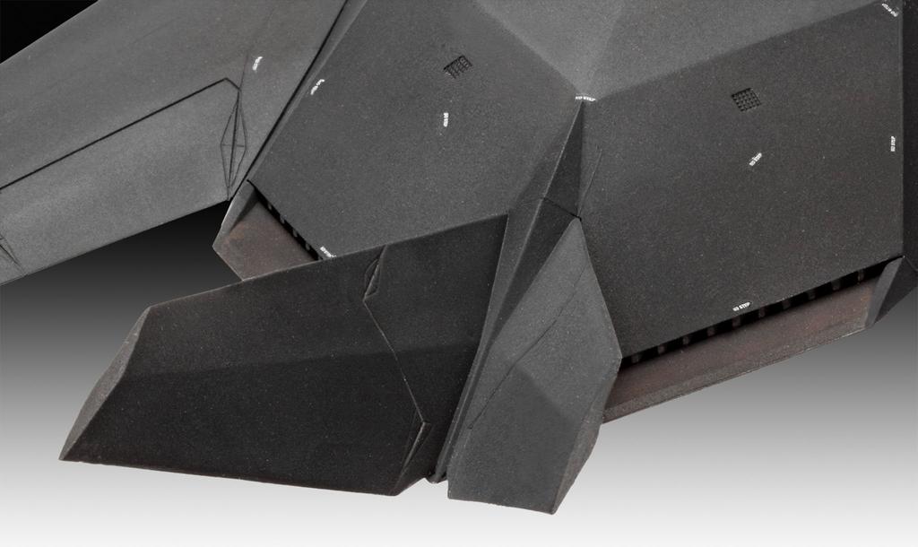 Německý stealth stíhací letoun amerického letectva Revell, plastový model 03899 1/72 F-117