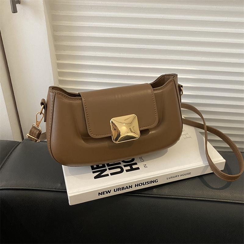 

Korean simple and fashionable Xiaoxiangfeng solid color bag women s bag 2024 winter new niche single shoulder underarm handbag